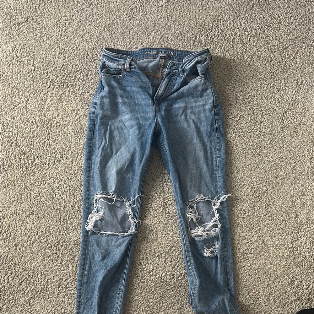 American Eagle Outfitters Blue Distressed Jeans size 4